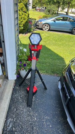 M18 ROCKET Dual Power Light Tool Only