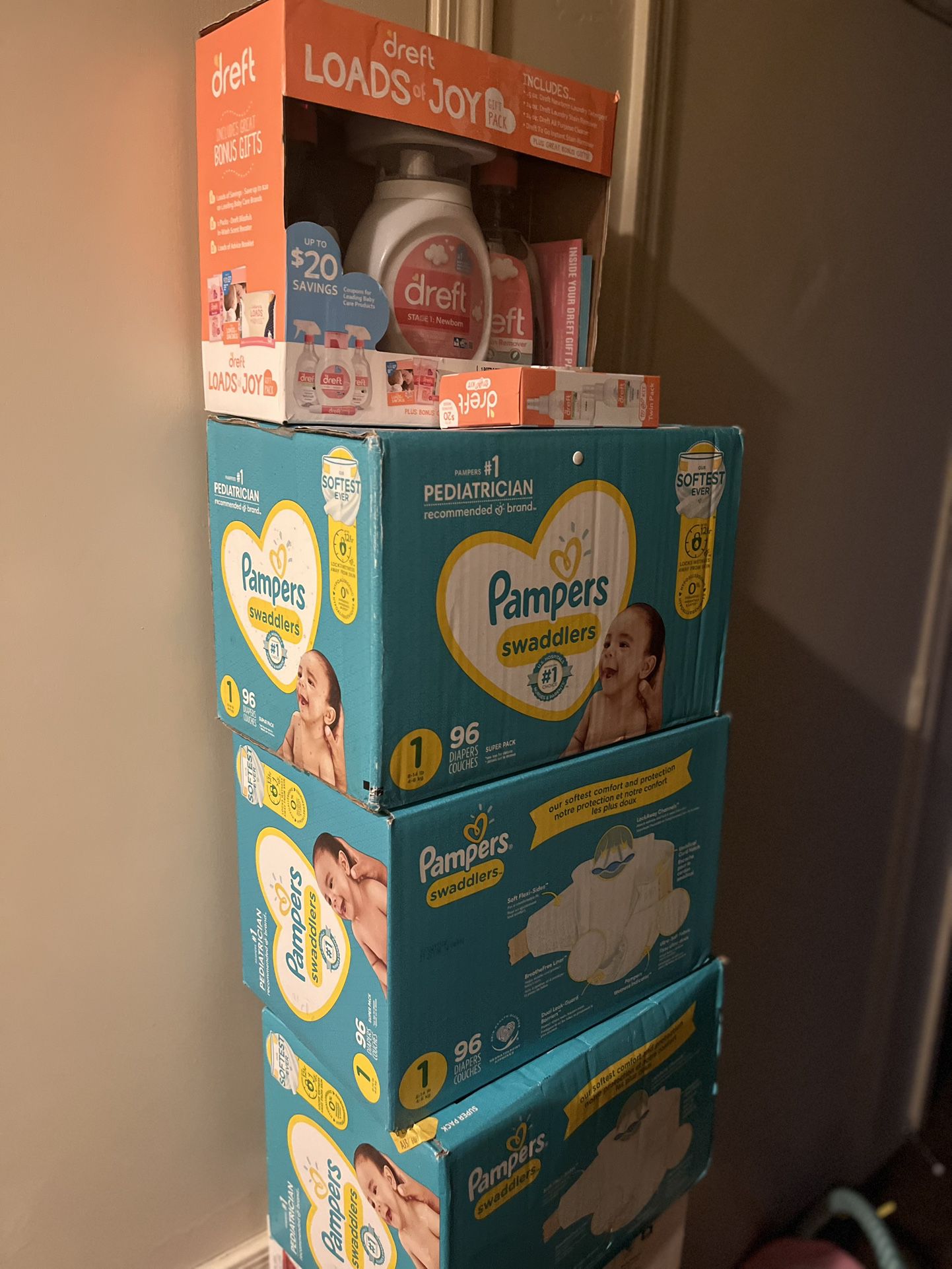 Baby Diapers And Diaper Genie 
