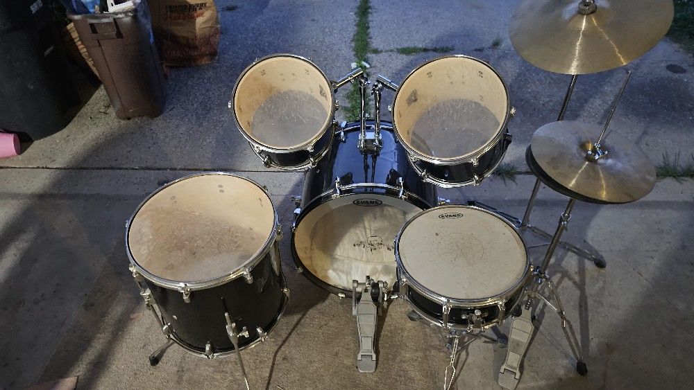 Drum Kit