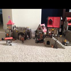 medieval castle play set 