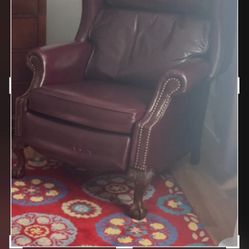 Grain Leather Recliner. Very Comfortable 