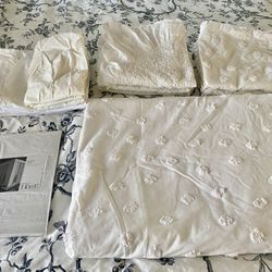 Nordstrom Duvet Cover Queen and 11 Pillow Shams