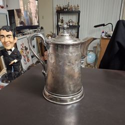 Antique Reed & Barton US Silver-plate Ice Water Pitcher, Gorgeous Etched Pattern - 11.5"H X 11"W Weighs 5.5 LBS