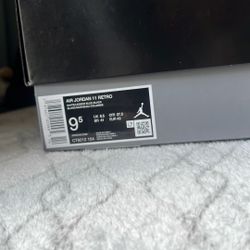 Jordan 11 Retro Legend Blue 
