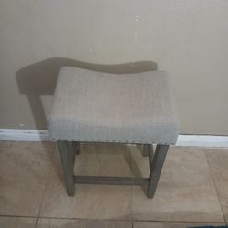 Bar Stool - Chair - Stool