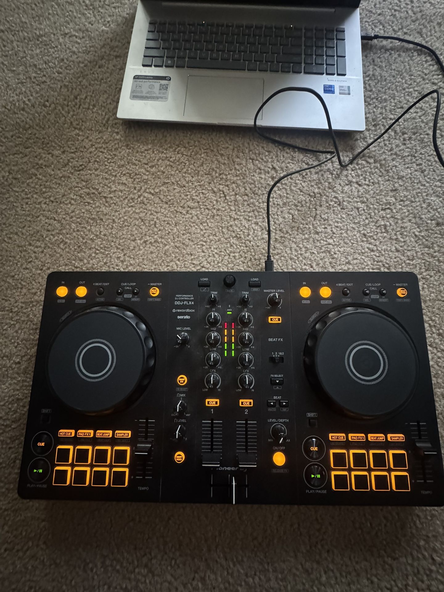 Pioneer DDJ FLX-4