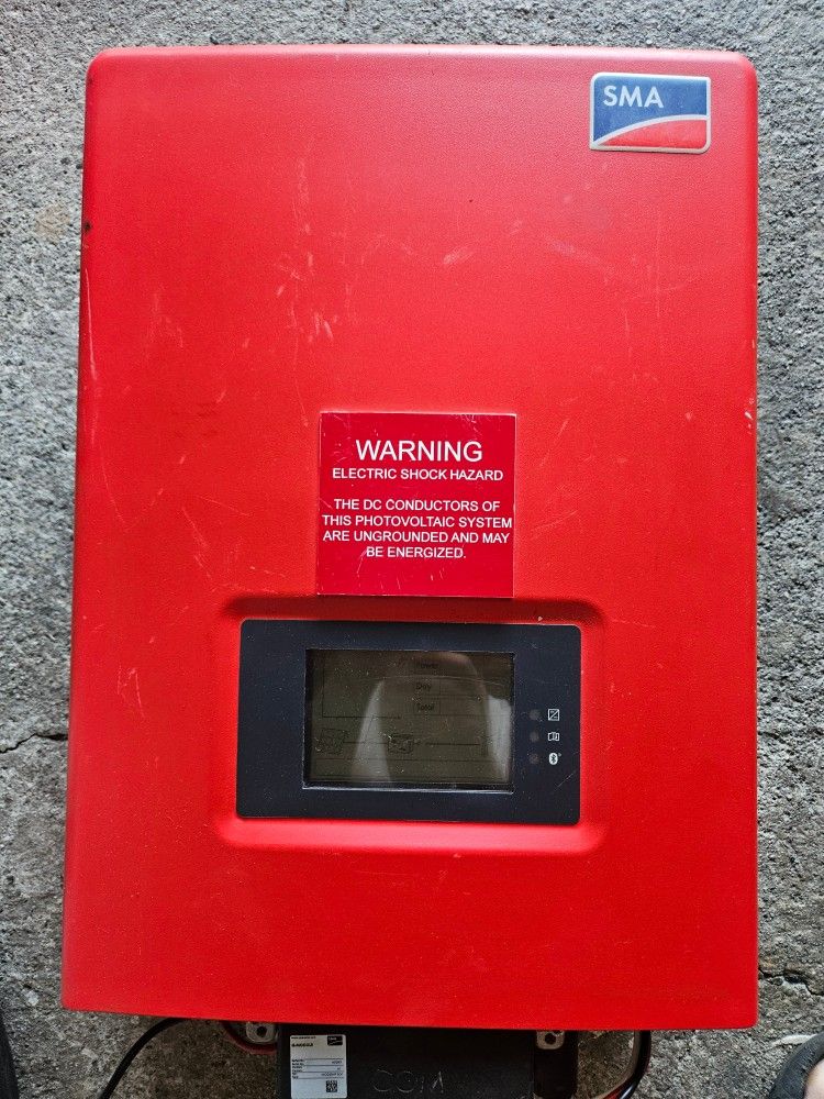 SMA SB2000 HF30 2 KW Solar PV Inverter With Communications Q-Module 1 +(3) 3'x5' SOLAR PANELS INCLUDED