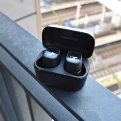 ***** Sennheiser CX 400BT ***** EXCELLENT SOUND QUALITY **** TOP OF THE LINE 