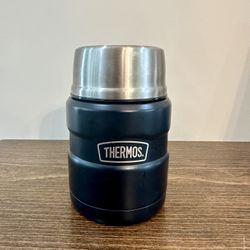 THERMOS Stainless King Vacuum-Insulated Food Jar with Spoon, 16 Ounce