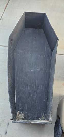 Free Halloween Coffin