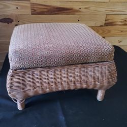 11" TALL WICKER CUSHION OTTOMAN