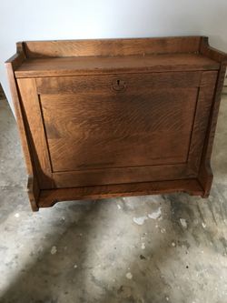 SOLID OAK DROP FRONT WALL SECRETARY PIECE-VERY VERY CLEAN AND IN PERFECT SHAPE!WOW!