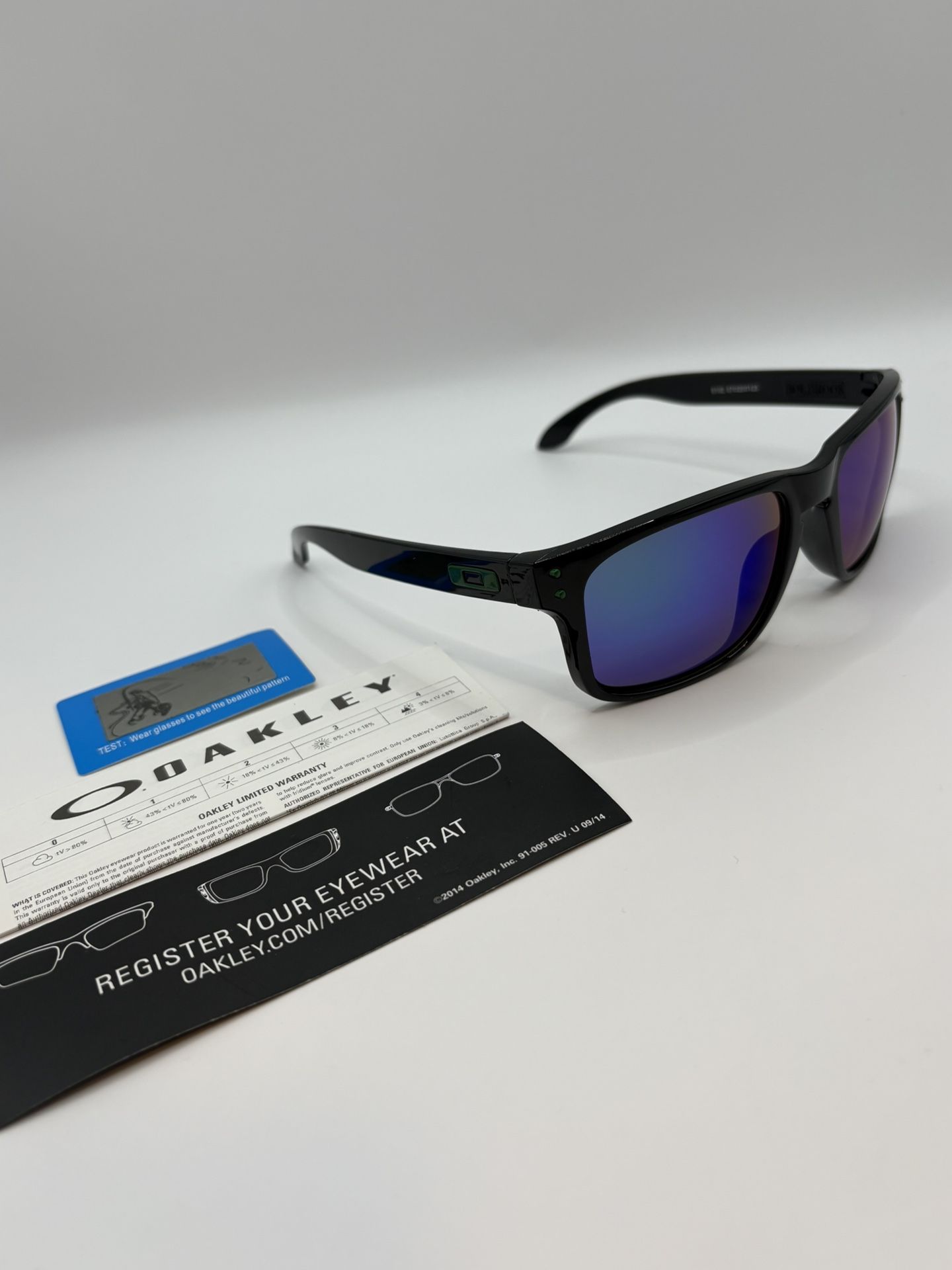 Oakley Holbrook Sunglasses 
