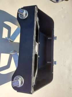 Puck system for curt 5th wheel