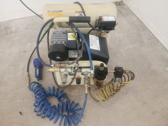 Air Compressor 4 Gal