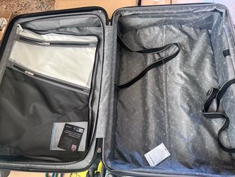Samsonite luggage. Large + carry on