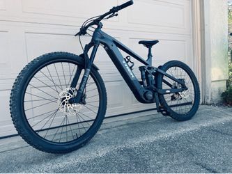 2026 Trek Rail 5 size Large. Matte Black
