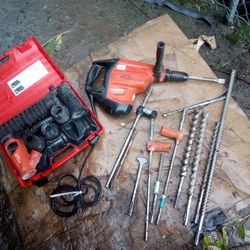 Hilt Hammer Drill With Shop Vacuum Attachments With Assorted Different Drill Bits