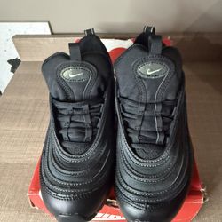 Nike Air Max 97 Triple Black DH0558-001 Size 5.5 Women’s