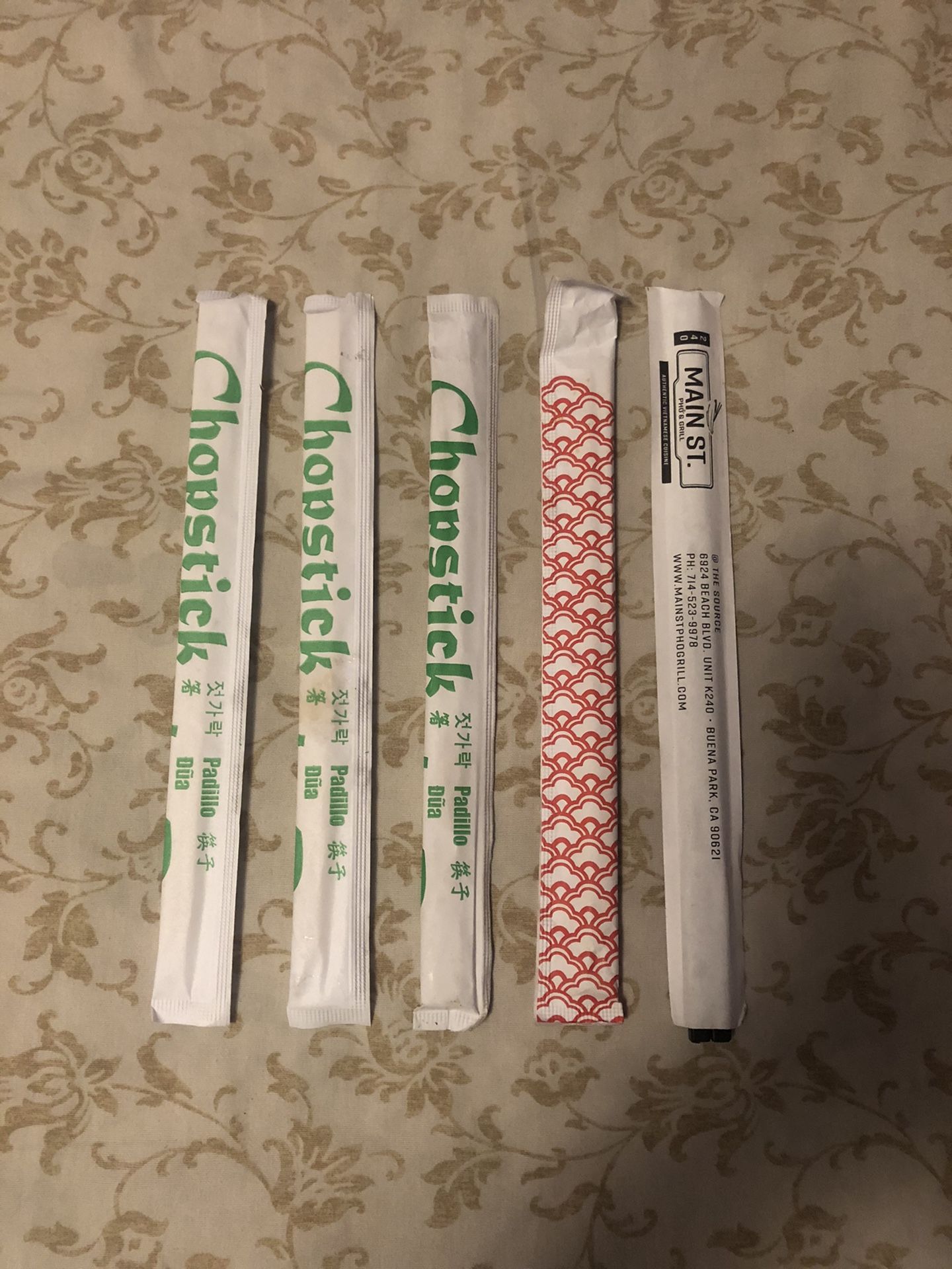 5 Chopsticks
