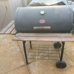 BBQ Grill and Smoker