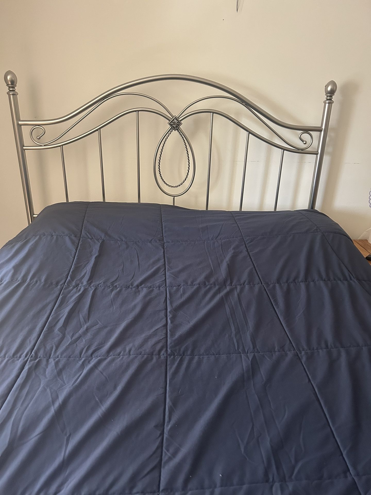 Metal Queen Bed frame