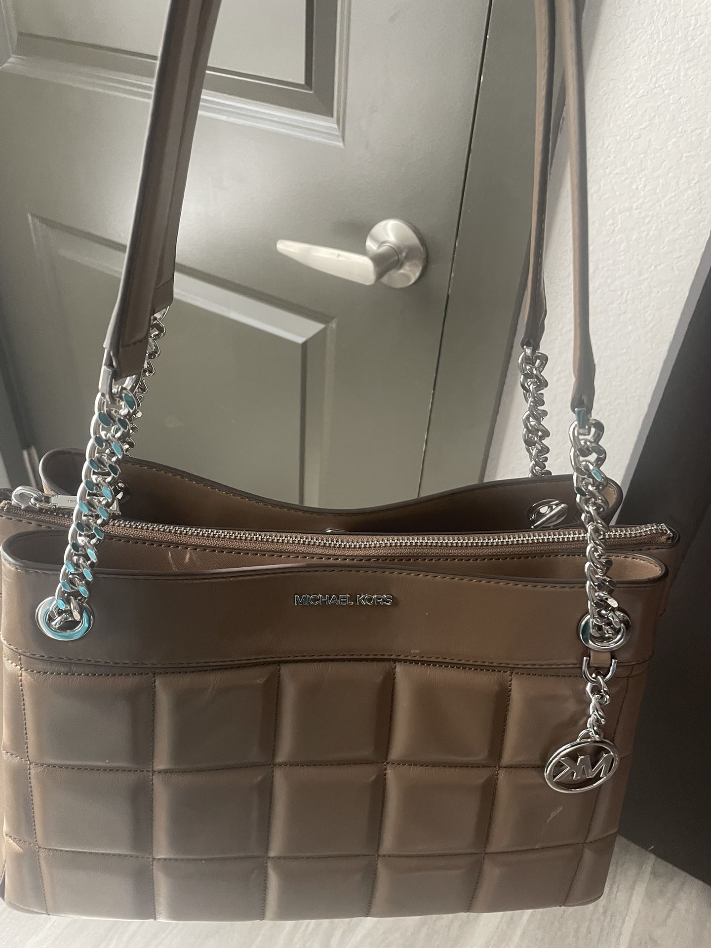 Michael Kors Purse Great Condition