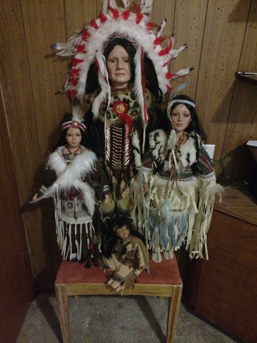 4 Native American Porcelain Dolls