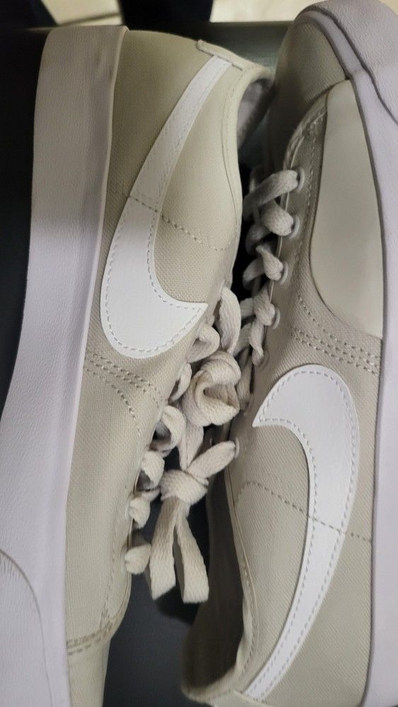 Nike Blazer