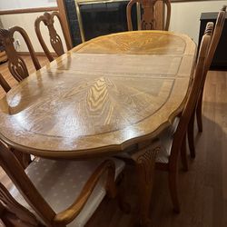 Dining Table (free)