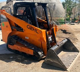 2022 Gehl RT105 Compact Track Loader