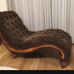 Chaise Lounge