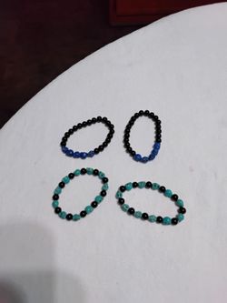 Skull bracelets like new all for