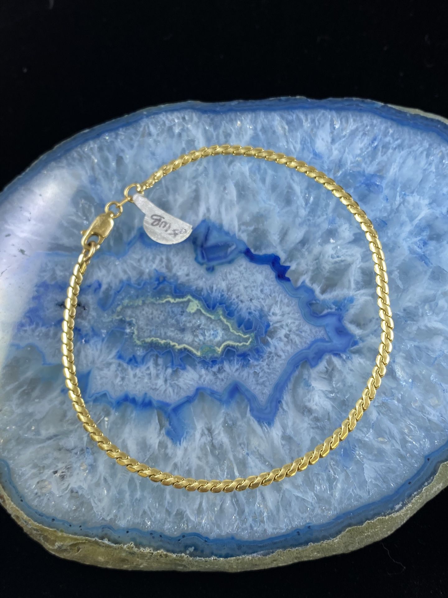 $750 Yellow Gold Serpentine Bracelet