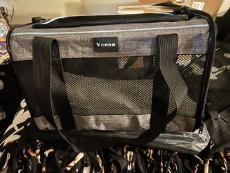 BRAND NEW CAT CARRIER