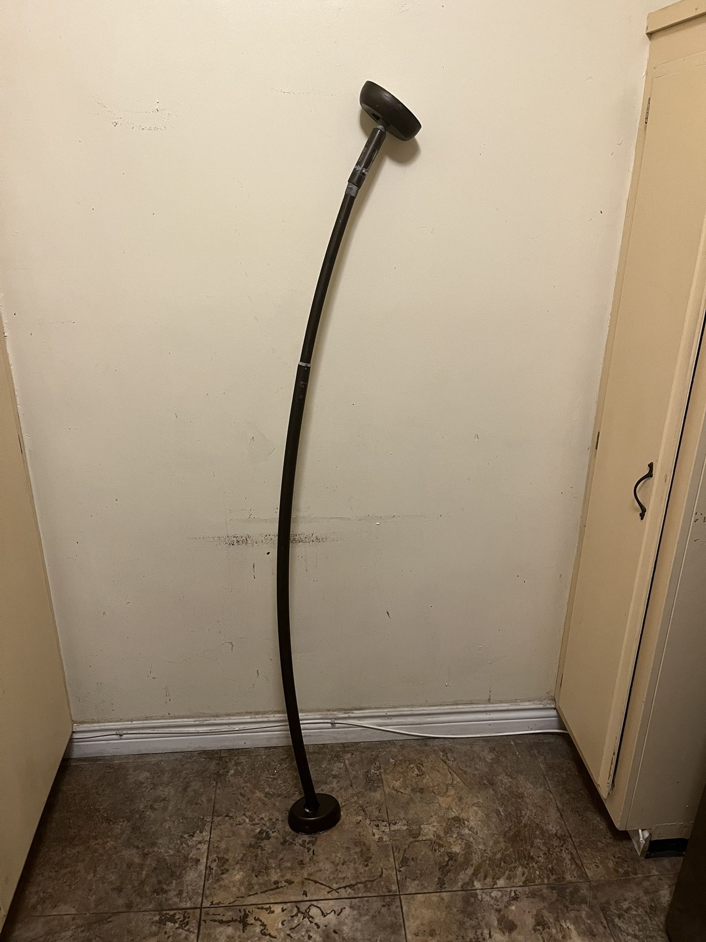 Curved shower Road -brown