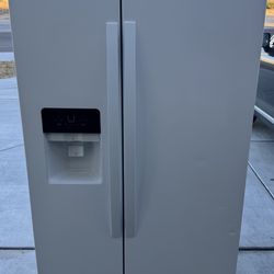 Whirlpool Refrigerator 