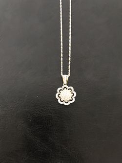 Gold plated pendant with chain