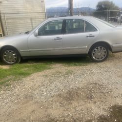 1999 Mercedes-Benz E-Class