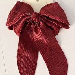✨ Oversized Satin Bow Hair Clip – New with Tag ✨