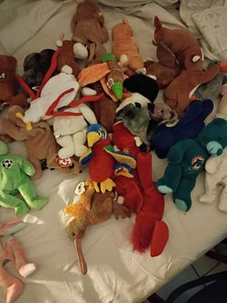Vintage ty bears all for $100