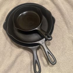 Lot Cast Iron Skillets Victor Griswold  7 Wagner No. 10 Gate Mark 8 No. 3 Unmarked. Wagner