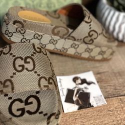 Gucci Wedge New In Box Size 36 (6) 