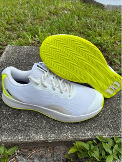 Wilson Intrigue Lite Tennis Shoes size 8.5 men athletic shoes brand new