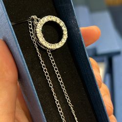 Round Solitaire Necklace | Elegant Frame Pendant | Delicate Cubic Zirconia Halo Necklace, Very Sparkling