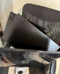 3 Working Computer Monitors – Sold Together