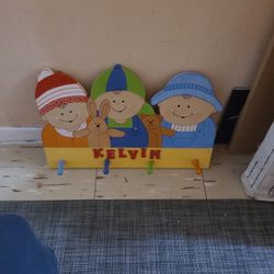 Coat Board To Hang 