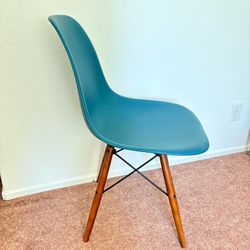 Single Chair
