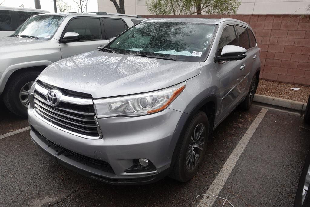 2016 Toyota Highlander