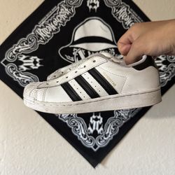 Adidas Superstars Size 2Y